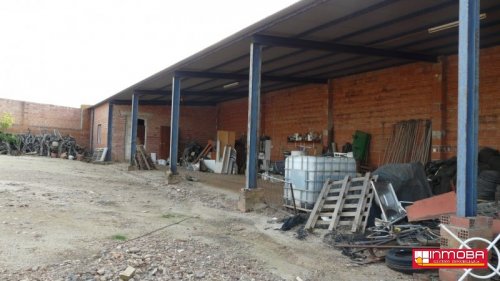 SOLAR INDUSTRIAL NUEVO EN VENTA EN GUAREÑA (EXTRARADIO)