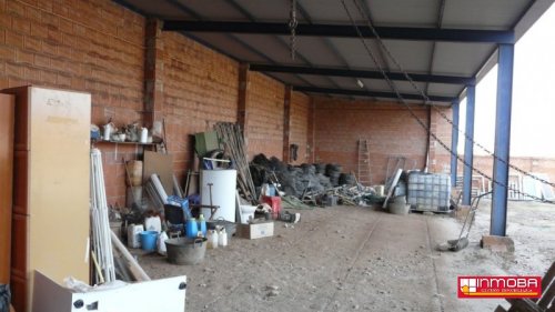 SOLAR INDUSTRIAL NUEVO EN VENTA EN GUAREÑA (EXTRARADIO)