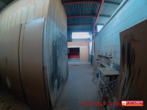 NAVE NUEVO EN VENTA EN ALMENDRALEJO