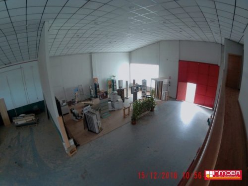 NAVE NUEVO EN VENTA EN ALMENDRALEJO