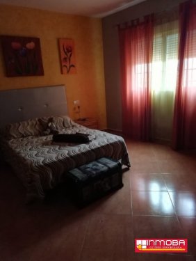 CASA NUEVO EN VENTA EN VALDETORRES (CENTRO)