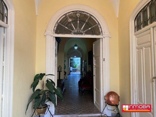 CASA SEÑORIAL NUEVO EN VENTA EN GUAREÑA (CENTRO)