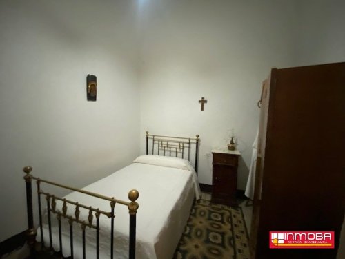 CASA SEÑORIAL NUEVO EN VENTA EN GUAREÑA (CENTRO)