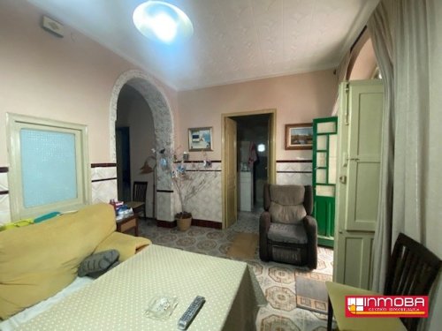 CASA NUEVO EN VENTA EN GUAREÑA (CENTRO)