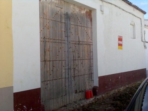 PARCELA/SOLAR NUEVO EN VENTA EN GUAREÑA (EXTRARADIO)