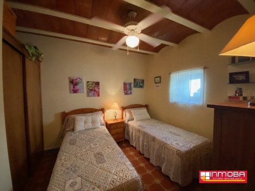 CASA NUEVO EN VENTA EN VALDETORRES (CENTRO)