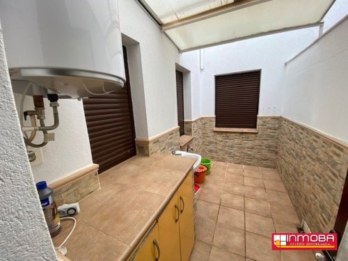 PISO NUEVO EN VENTA EN GUAREÑA (SEMI CENTRO)
