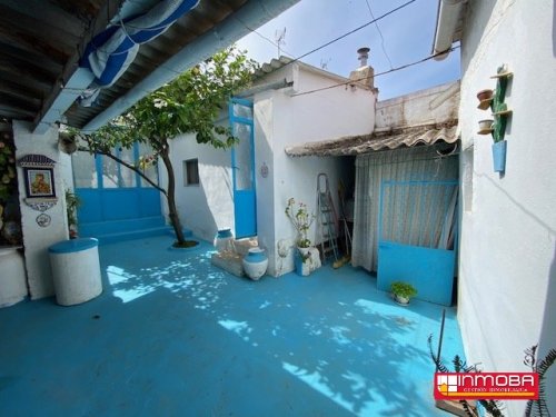 CASA NUEVO EN VENTA EN GUAREÑA (CENTRO)