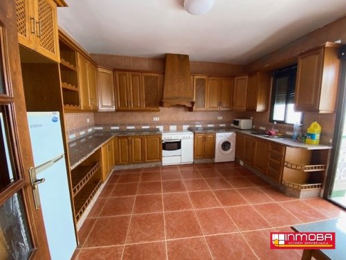 CASA NUEVO EN VENTA EN GUAREÑA (SEMI CENTRO)