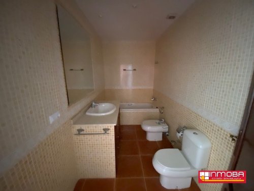 CASA NUEVO EN VENTA EN GUAREÑA (SEMI CENTRO)