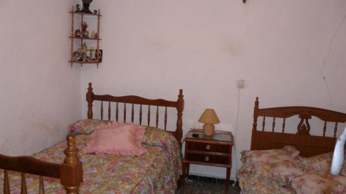 CASA NUEVO EN VENTA EN VILLANUEVA DE LA SERENA (EXTRARADIO)