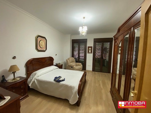 CASA NUEVO EN VENTA EN GUAREÑA (CENTRO)