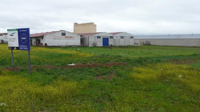SOLAR INDUSTRIAL NUEVO EN VENTA EN GUAREÑA (POLIGONO INDUSTRIAL)