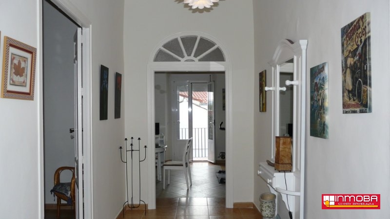 EDIFICIO NUEVO EN VENTA EN GUAREÑA (CENTRO)