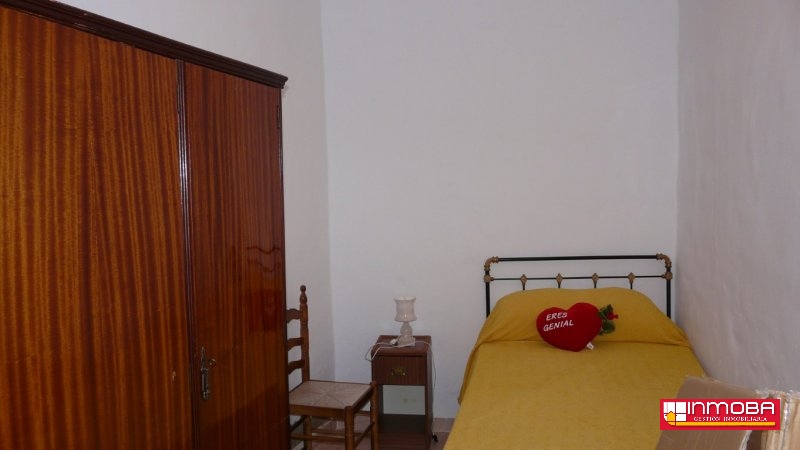 CASA NUEVO EN VENTA EN ZARZA, LA (EXTRARADIO)