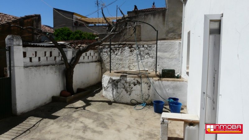 CASA NUEVO EN VENTA EN ZARZA, LA (EXTRARADIO)