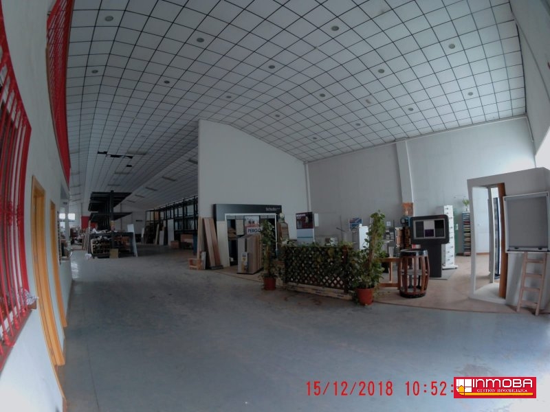 NAVE NUEVO EN VENTA EN ALMENDRALEJO