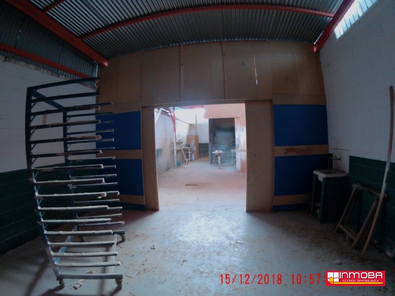 NAVE NUEVO EN VENTA EN ALMENDRALEJO