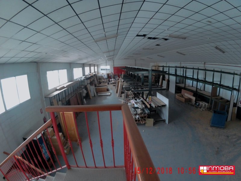 NAVE NUEVO EN VENTA EN ALMENDRALEJO