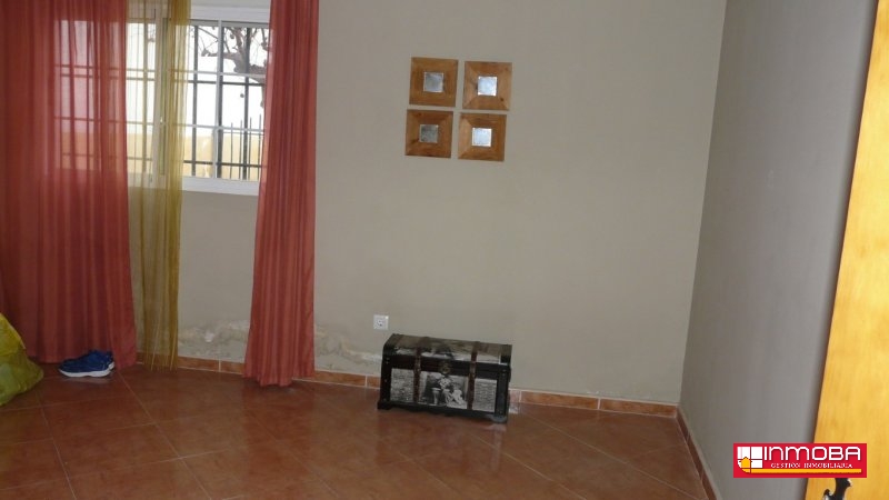 CASA NUEVO EN VENTA EN VALDETORRES (CENTRO)
