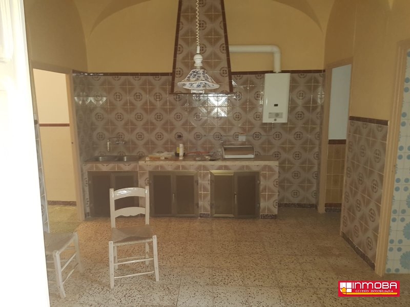 CASA NUEVO EN VENTA EN CRISTINA (EXTRARADIO)