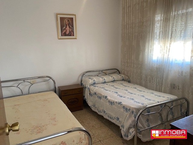 CASA NUEVO EN VENTA EN GUAREÑA (EXTRARADIO)