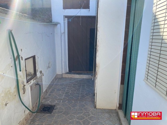 CASA NUEVO EN VENTA EN GUAREÑA (EXTRARADIO)