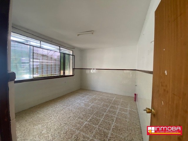 LOCAL NUEVO EN VENTA EN GUAREÑA (CENTRO)
