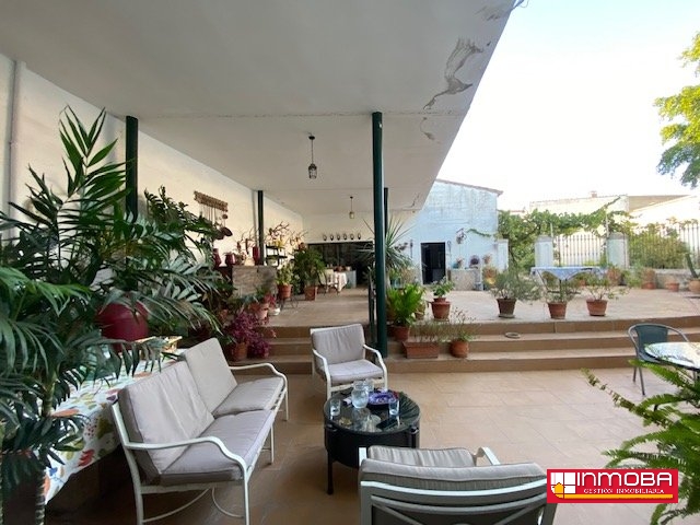 CASA SEÑORIAL NUEVO EN VENTA EN GUAREÑA (CENTRO)