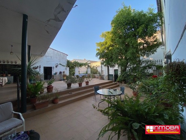 CASA SEÑORIAL NUEVO EN VENTA EN GUAREÑA (CENTRO)