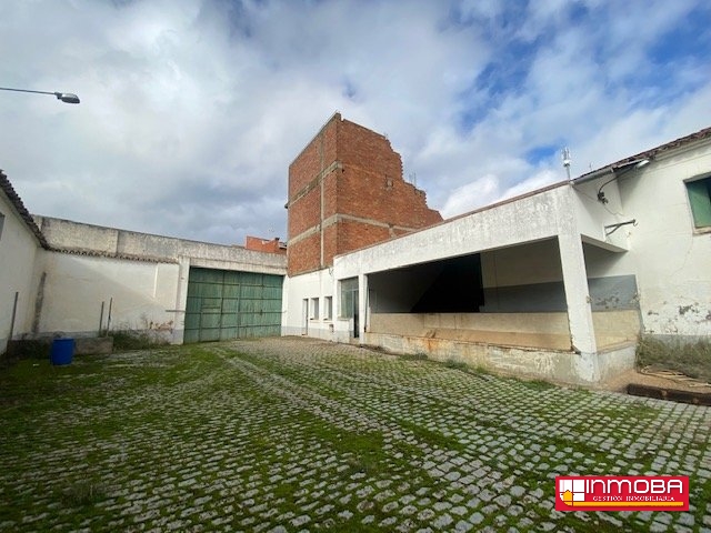 SUELO URBANO NUEVO EN VENTA EN GUAREÑA (SEMI CENTRO)