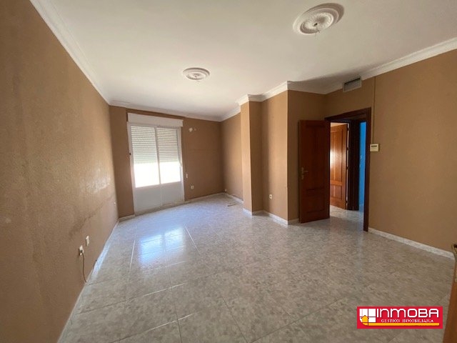 PISO NUEVO EN VENTA EN GUAREÑA (CENTRO)