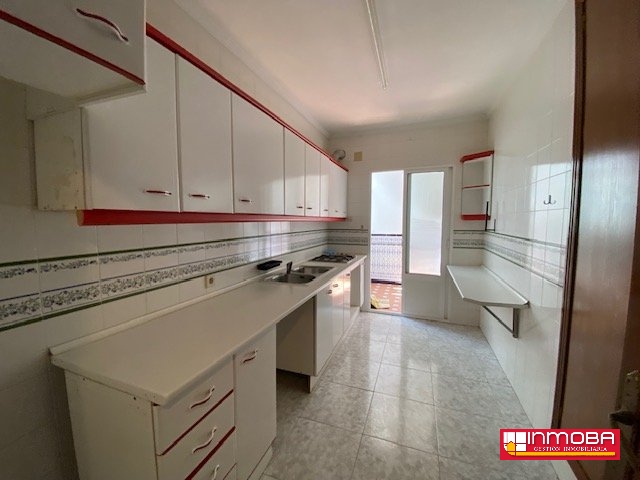 PISO NUEVO EN VENTA EN GUAREÑA (CENTRO)