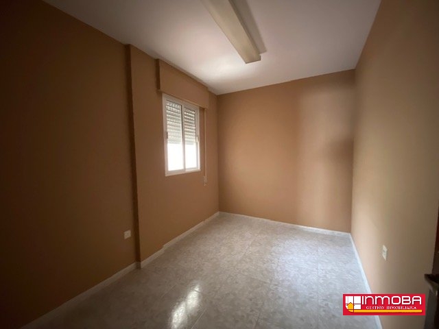 PISO NUEVO EN VENTA EN GUAREÑA (CENTRO)