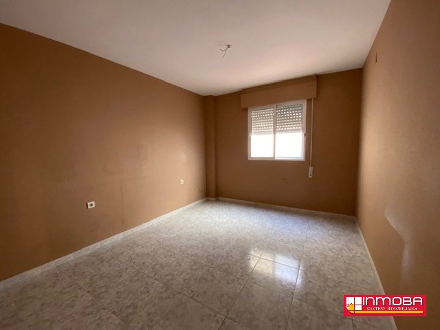 PISO NUEVO EN VENTA EN GUAREÑA (CENTRO)