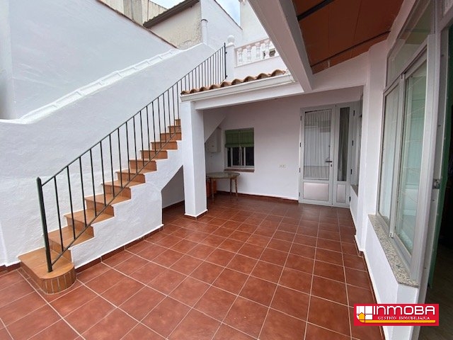 CASA NUEVO EN VENTA EN GUAREÑA (SEMI CENTRO)