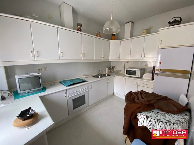 PISO NUEVO EN VENTA EN GUAREÑA (SEMI CENTRO)