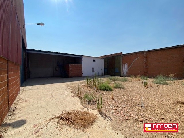 NAVE NUEVO EN ALQUILER EN GUAREÑA (EXTRARADIO)