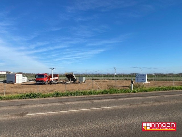 PARCELA/SOLAR NUEVO EN VENTA EN GUAREÑA (EXTRARADIO)