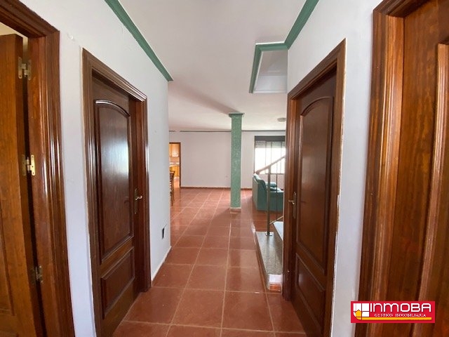 CASA NUEVO EN VENTA EN GUAREÑA (SEMI CENTRO)