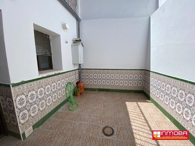 CASA NUEVO EN VENTA EN GUAREÑA (SEMI CENTRO)