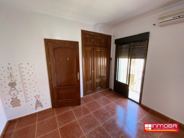 CASA NUEVO EN VENTA EN GUAREÑA (SEMI CENTRO)