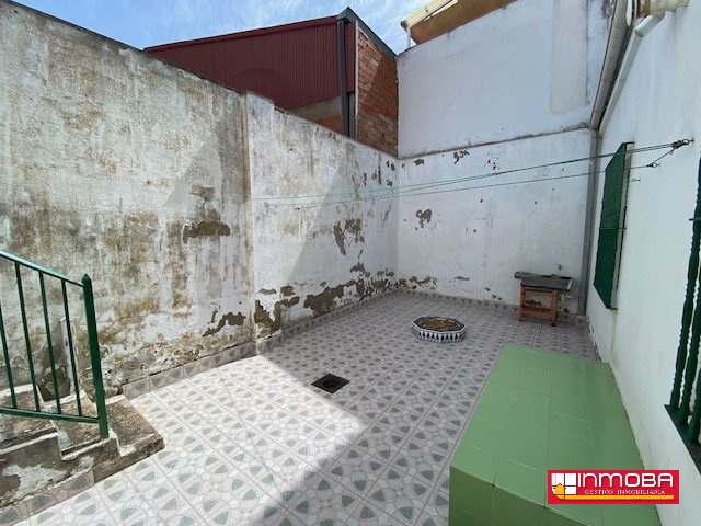 CASA NUEVO EN VENTA EN GUAREÑA (EXTRARADIO)