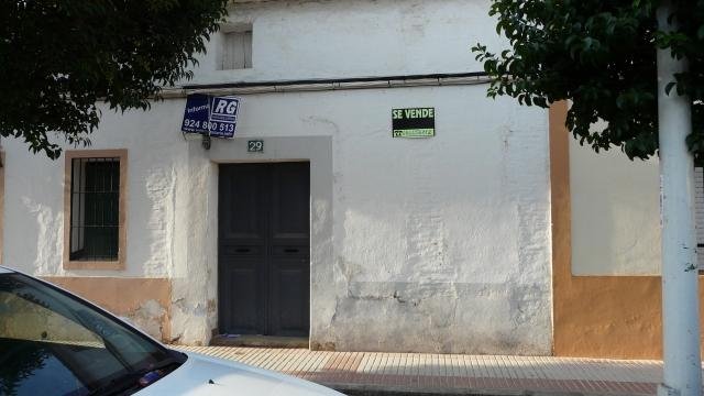CASA NUEVO EN VENTA EN DON BENITO (CENTRO)