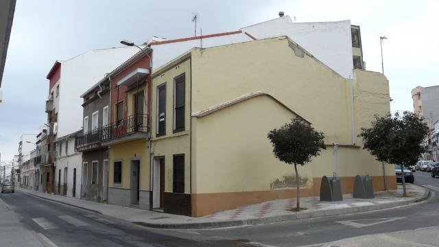 CASA NUEVO EN VENTA EN DON BENITO (CENTRO)