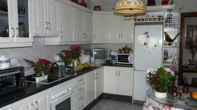LOCAL NUEVO EN VENTA EN SANTA AMALIA (EXTRARADIO)
