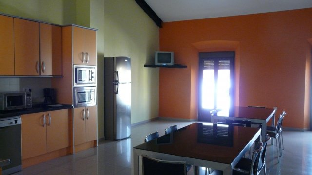 EDIFICIO NUEVO EN VENTA EN GUAREÑA (CENTRO)