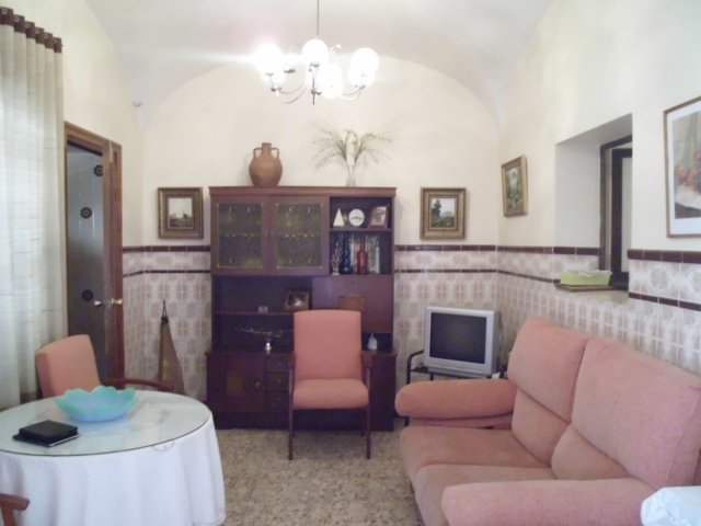 CASA NUEVO EN VENTA EN CRISTINA (EXTRARADIO)