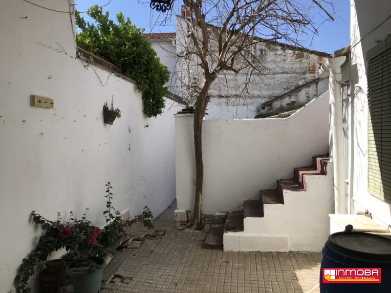 CASA NUEVO EN VENTA EN GUAREÑA (CENTRO)