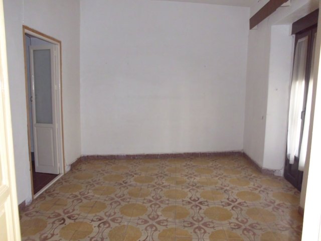 CASA NUEVO EN VENTA EN GUAREÑA (CENTRO)